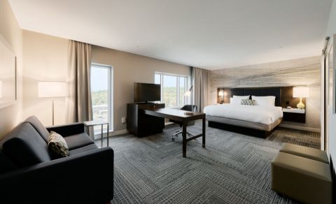Hampton Inn & Suites St-Romuald, Quebec